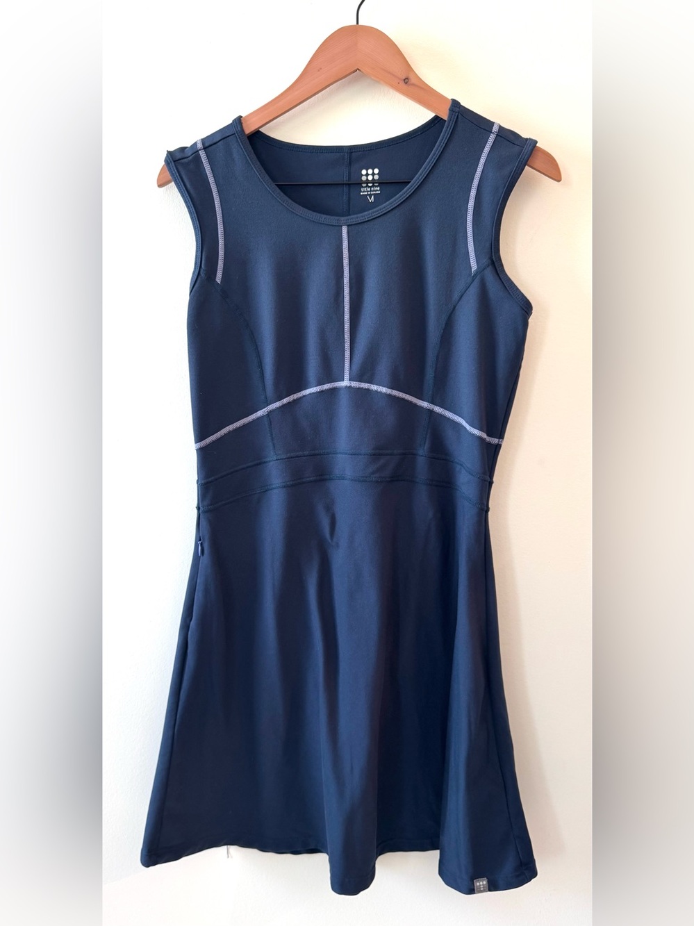 Title Nine Navy Athletic Fit & Flare Dress Lilac Stitching Pocket M